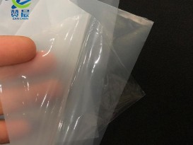 TPU熱熔膠膜柔軟性高彈性無縫貼合耐水性環保熱熔膠膜